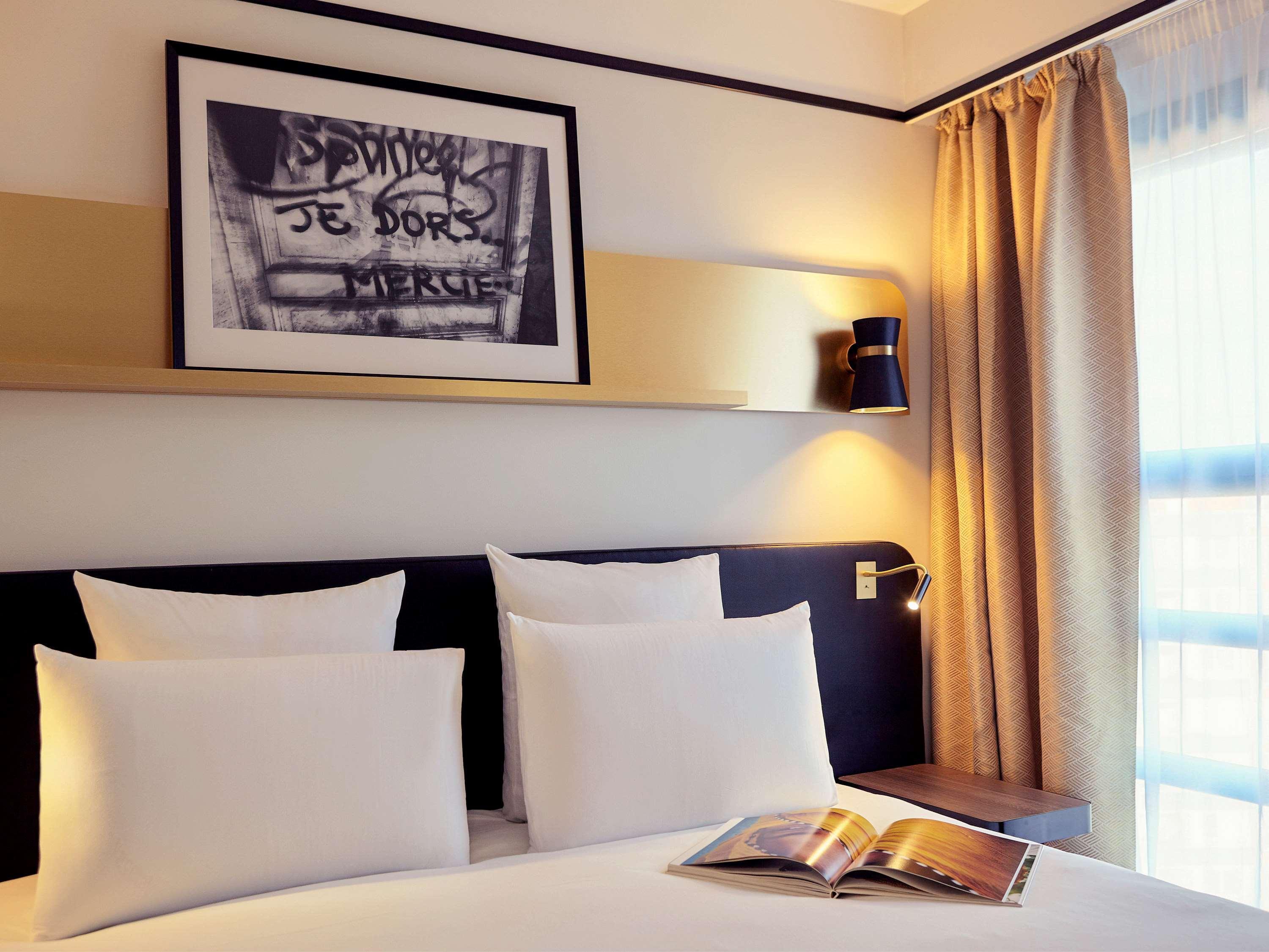 Mercure Paris Saint-Ouen Extérieur photo