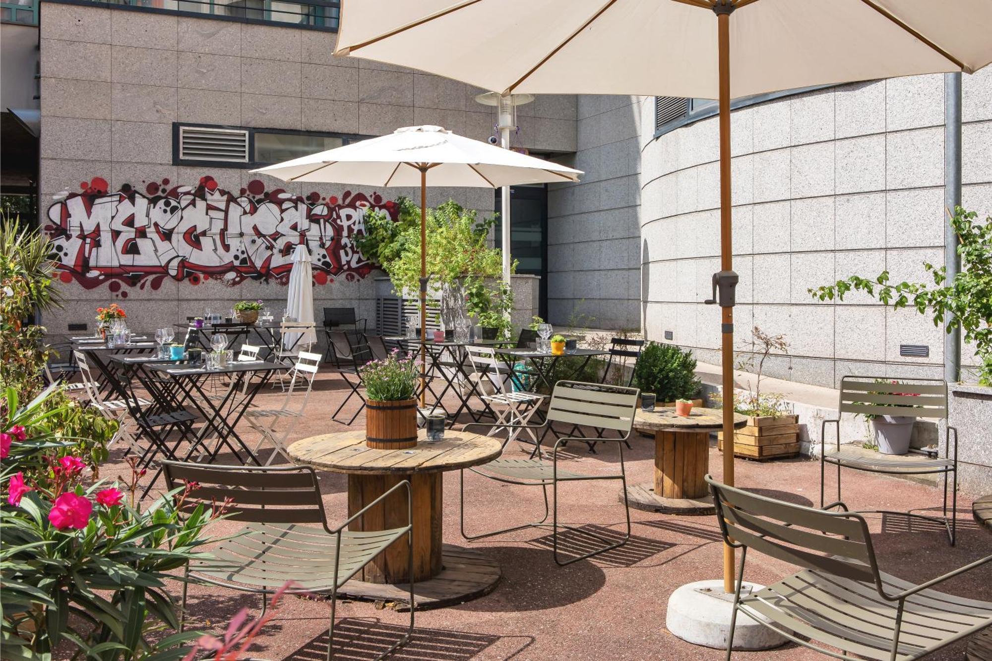 Mercure Paris Saint-Ouen Extérieur photo